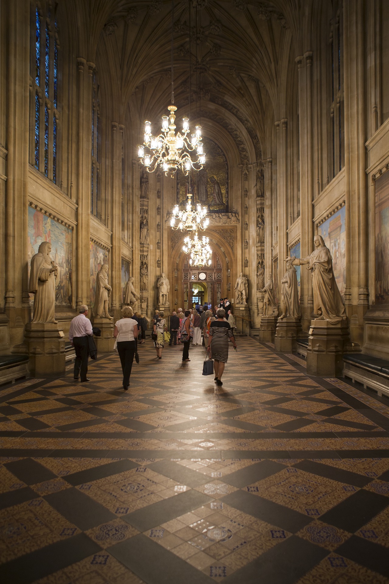 palace-of-westminster-1659289_1920